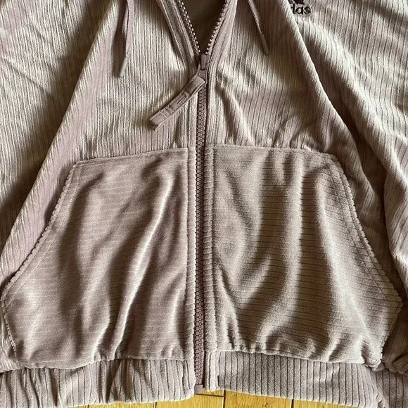 Brand New Women's Adidas Training Hyperglam cropped velour hoodie - Picture 7 of 16